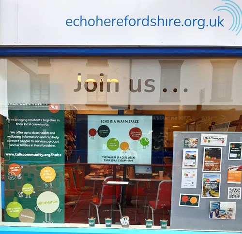 Echo's window, displaying Talk Community banner and leaflets